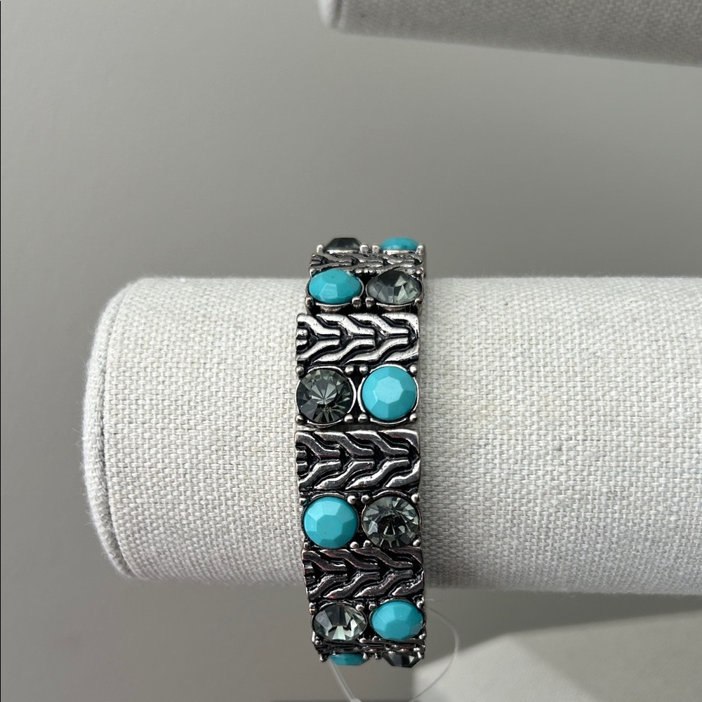 Turquoise and Silver Women's Bracelet